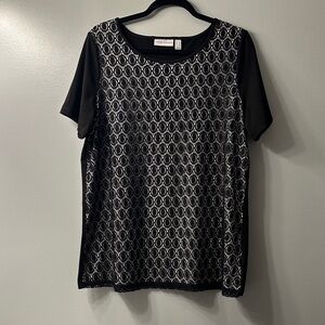 Susan Graver Black and White Patterned Short Sleeve Top